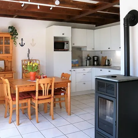 Achter N Diek Holiday home De Haan